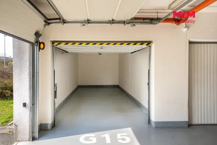 Pronájem bytu 2+kk, Praha - Letňany, Hlučkova, 60 m2