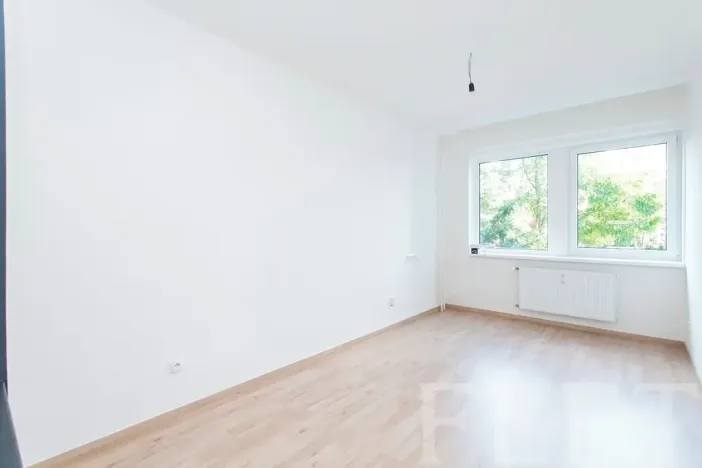 Pronájem bytu 1+kk, Praha - Jinonice, Peroutkova, 23 m2