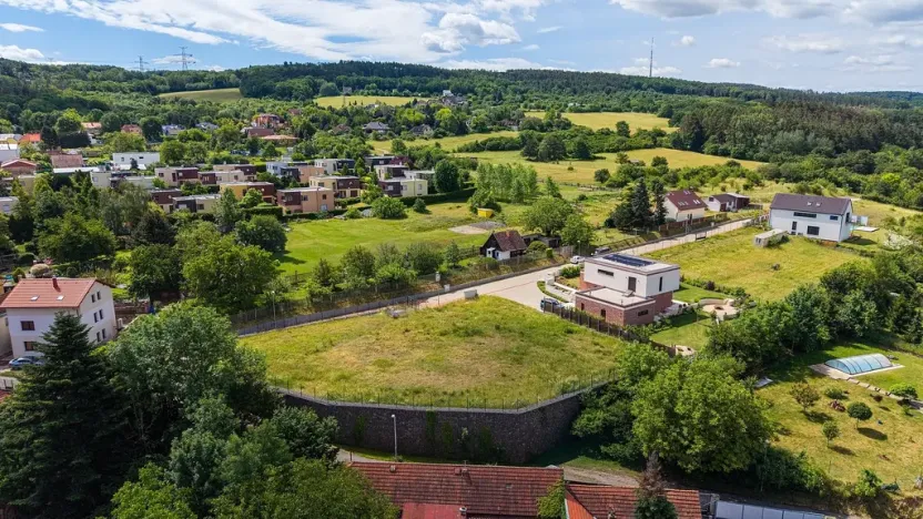 Prodej pozemku, Praha - Lipence, Boudova, 2214 m2