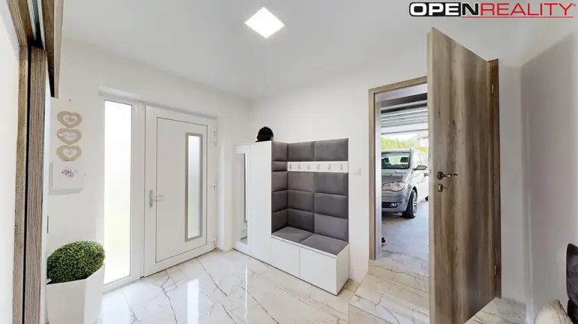 Prodej rodinného domu, Újezd u Černé Hory, 176 m2