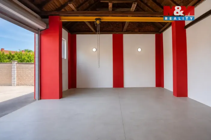Prodej komerční nemovitosti, Tršice - Hostkovice, 196 m2