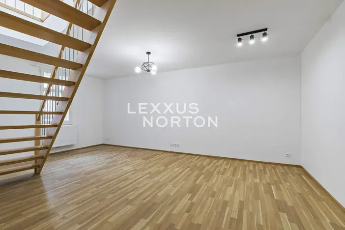 Pronájem bytu 2+kk, Praha - Nové Město, Na Poříčí, 69 m2