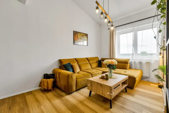 Prodej bytu 3+kk, Šestajovice, Komenského, 116 m2