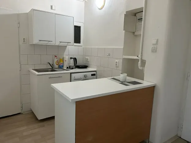 Prodej bytu 1+1, Praha - Nusle, Na bitevní pláni, 36 m2