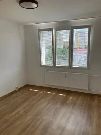 Pronájem bytu 2+kk, Praha - Kamýk, Zvolská, 40 m2
