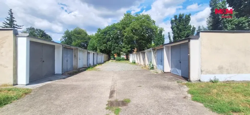 Pronájem garáže, Hradec Králové, U Kavalíru, 17 m2