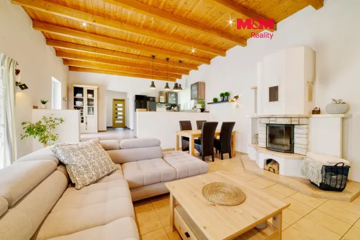 Prodej rodinného domu, Valy, Na Stráni, 238 m2