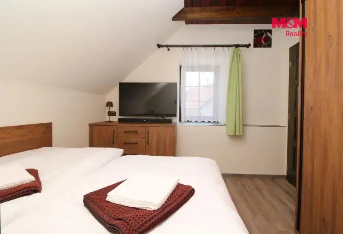 Prodej rodinného domu, Náchod - Jizbice, 149 m2