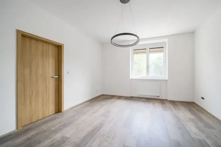 Pronájem bytu 2+1, Brno, Nevrklova, 57 m2