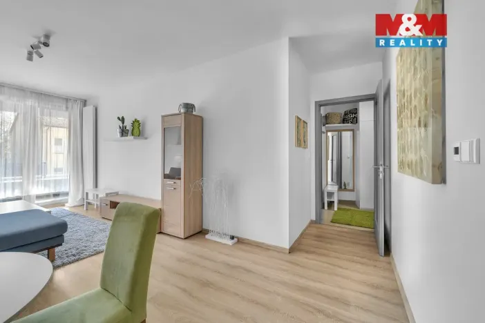 Pronájem bytu 2+kk, Pardubice - Bílé Předměstí, Husova, 58 m2