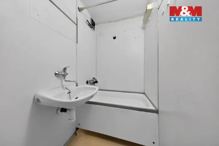 Prodej bytu 1+kk, Praha - Troja, U Pentlovky, 37 m2