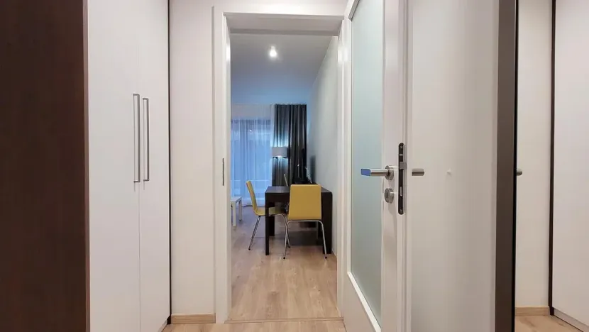 Pronájem bytu 1+kk, Praha - Stodůlky, Mukařovského, 26 m2