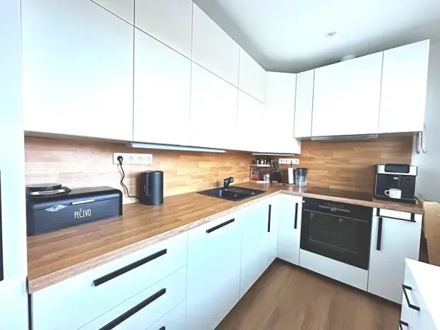 Prodej bytu 2+1, Hranice, Kpt. Jaroše, 53 m2