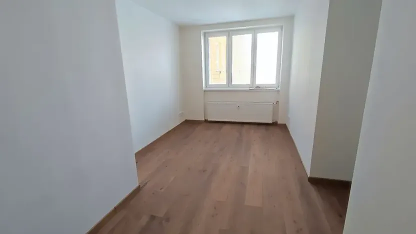 Prodej bytu 3+1, Praha, Bělohorská, 85 m2