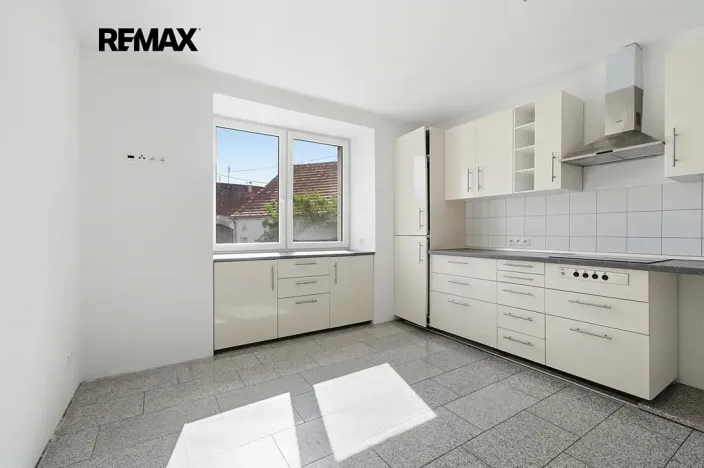 Prodej vícegeneračního domu, Kasejovice, 250 m2