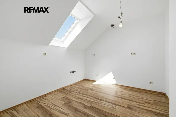 Prodej vícegeneračního domu, Kasejovice, 250 m2