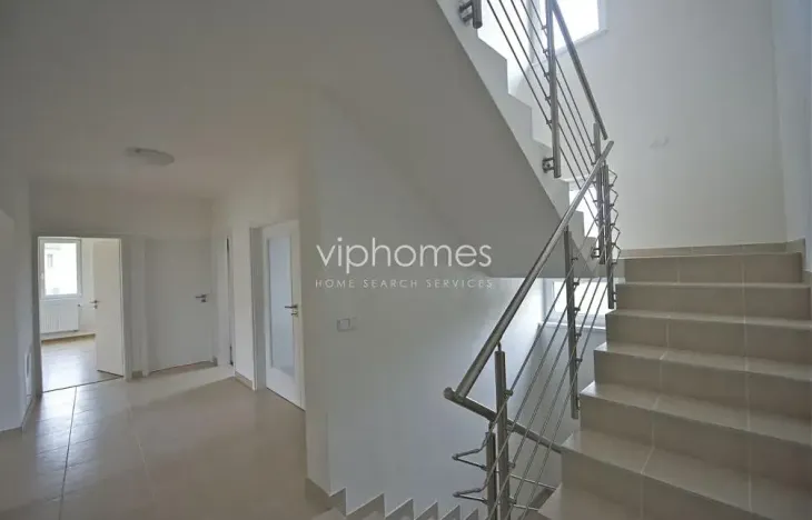Pronájem vily, Průhonice, Pod Valem II., 350 m2