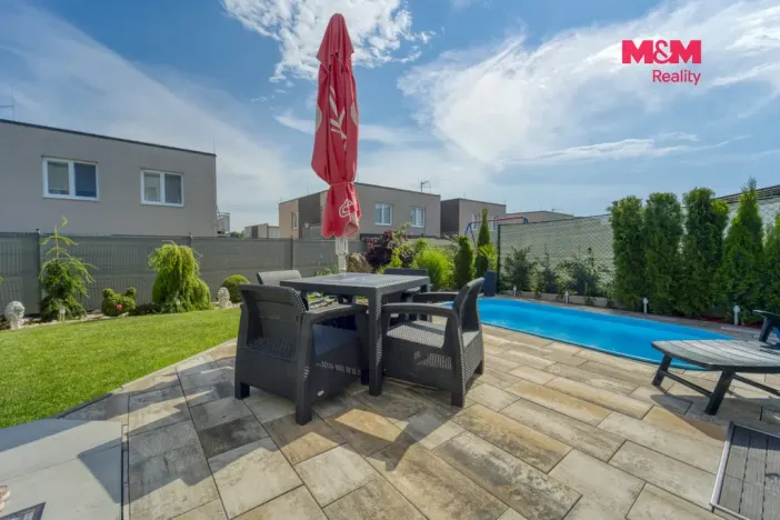 Prodej bytu 3+kk, Vochov, 60 m2