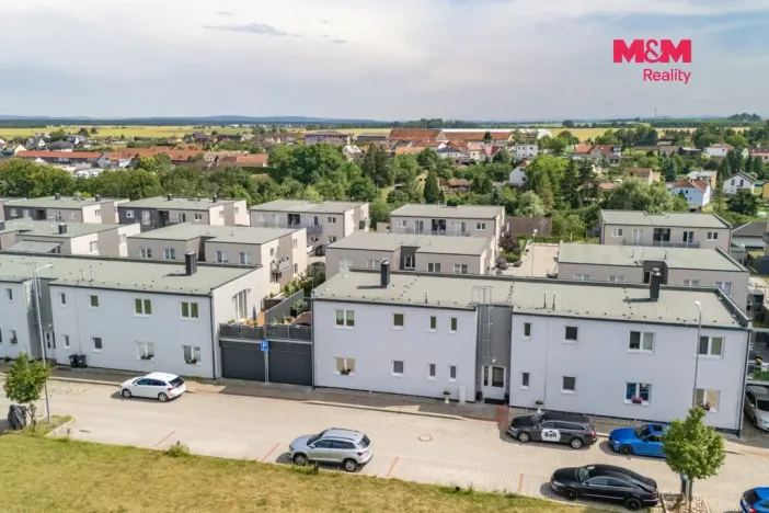 Prodej bytu 3+kk, Vochov, 68 m2
