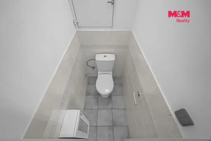Pronájem bytu 2+kk, Pardubice - Zelené Předměstí, nábřeží Závodu míru, 58 m2