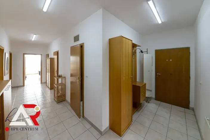 Prodej bytu 4+1, Brno, Plachty, 104 m2