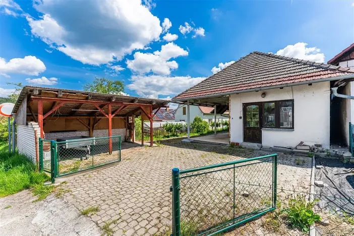 Prodej obchodního prostoru, Šťáhlavy, Jiráskova, 374 m2