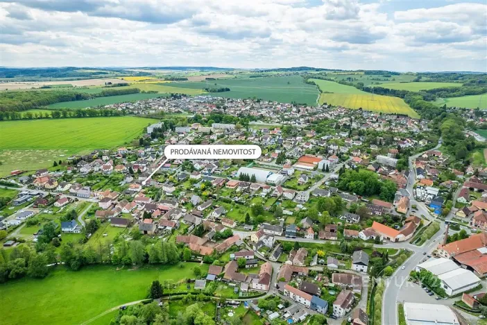 Prodej obchodního prostoru, Šťáhlavy, Jiráskova, 374 m2
