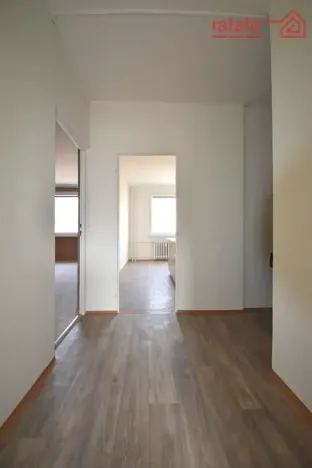 Pronájem bytu 2+1, Chomutov, Dřínovská, 60 m2