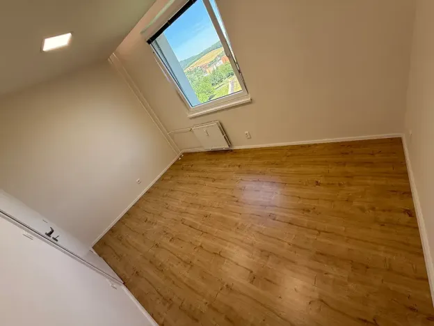 Prodej bytu 3+1, Zlín, Na Honech III, 72 m2