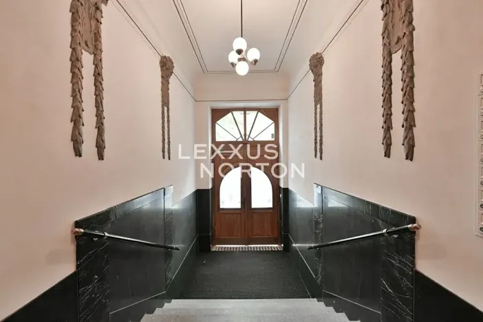 Pronájem bytu 2+kk, Praha - Vinohrady, Laubova, 50 m2