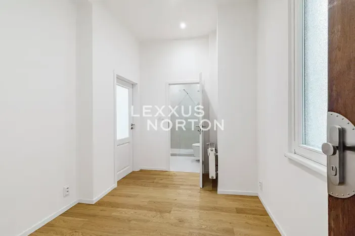 Pronájem bytu 1+kk, Praha - Staré Město, Bartolomějská, 31 m2