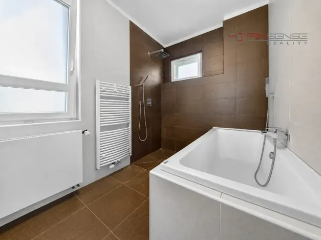 Pronájem bytu 3+1, Kladno, Kordačova, 79 m2