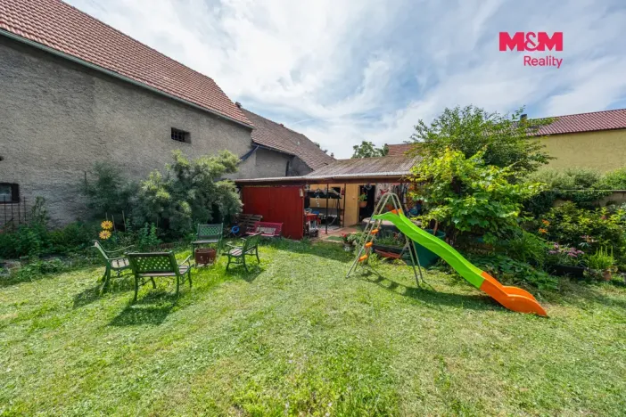 Prodej rodinného domu, Holubice - Kozinec, U Kapličky, 200 m2