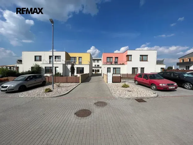 Prodej bytu 1+kk, Lavičky, 53 m2