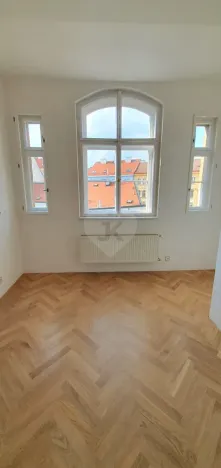 Pronájem bytu 3+kk, Praha - Holešovice, Dobrovského, 60 m2