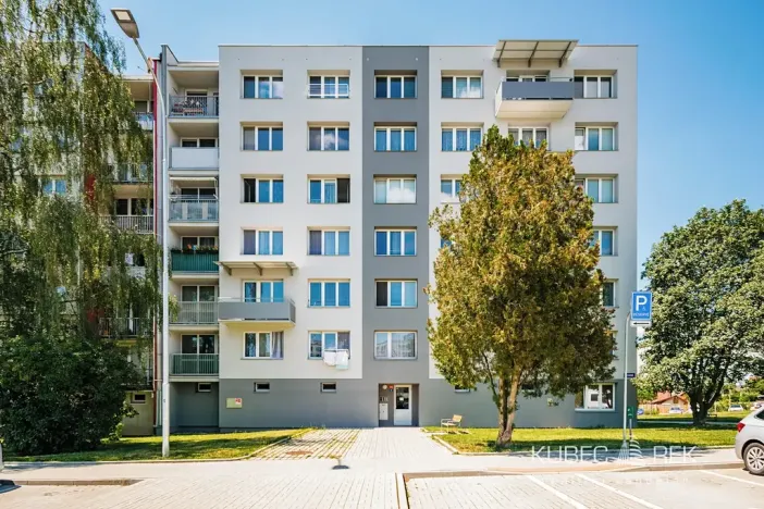 Pronájem bytu 3+1, Tábor, Helsinská, 72 m2