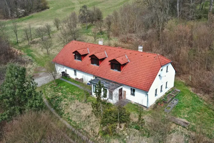 Prodej rodinného domu, Deštná, 291 m2