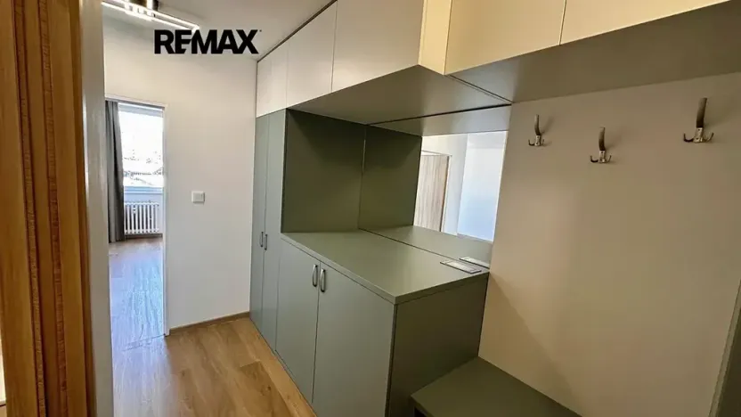 Pronájem bytu 2+kk, Praha - Stodůlky, U jezera, 43 m2