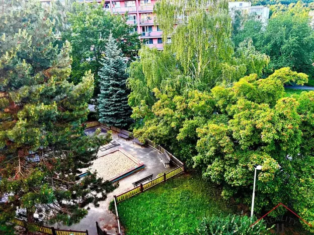 Prodej bytu 3+1, Praha - Řepy, Nevanova, 70 m2