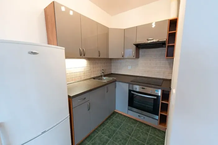 Pronájem bytu 1+kk, Praha - Stodůlky, Přeučilova, 38 m2