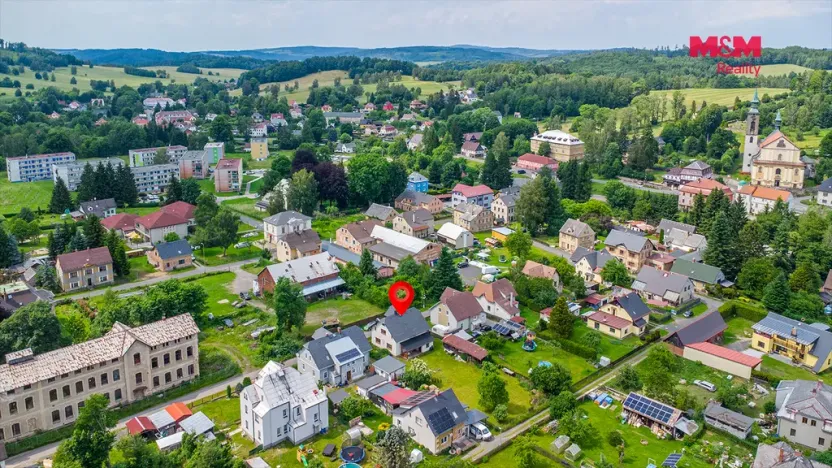 Prodej rodinného domu, Mikulášovice, 200 m2