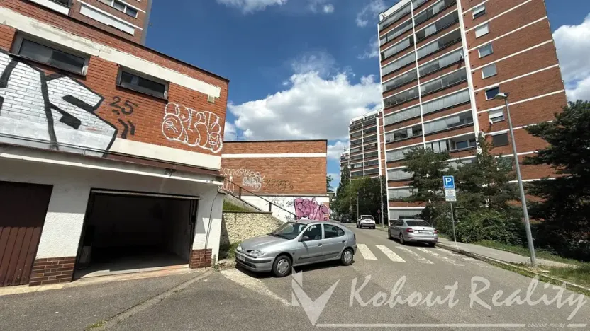 Pronájem garáže, Praha - Michle, V dolině, 15 m2