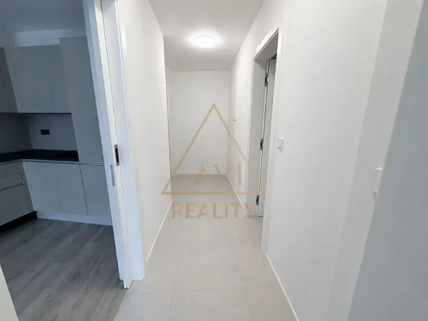 Pronájem bytu 2+kk, Praha - Vršovice, Černomořská, 58 m2