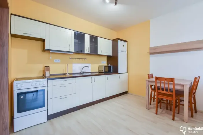 Pronájem bytu 2+kk, Olomouc, Jeremiášova, 64 m2