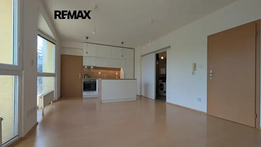 Pronájem bytu 2+kk, Praha - Újezd nad Lesy, Račiněveská, 51 m2