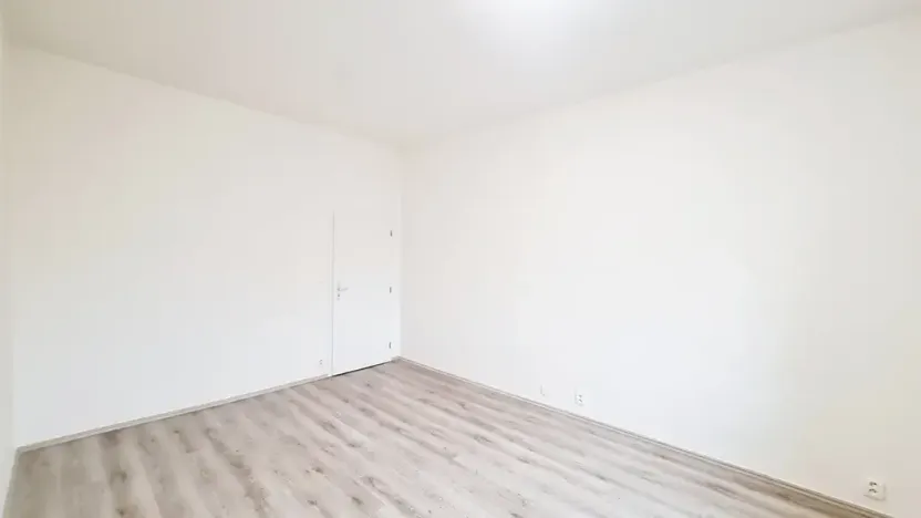 Pronájem bytu 2+kk, Brno, Karáskovo náměstí, 56 m2