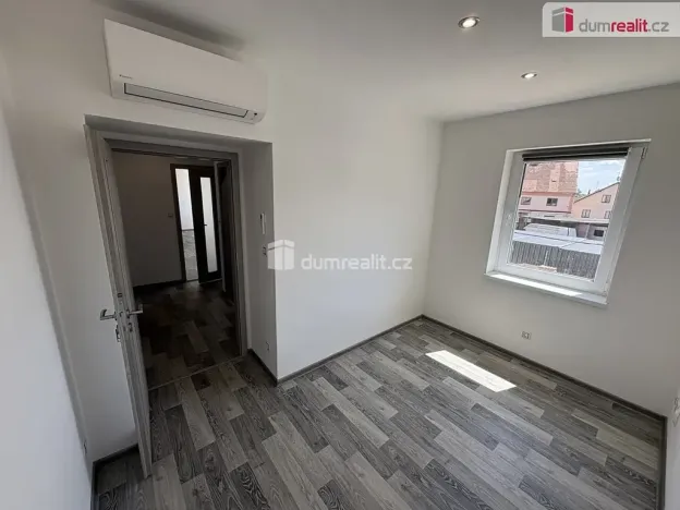 Pronájem bytu 3+kk, Město Touškov, Čemínská, 55 m2
