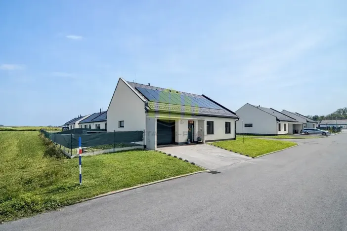 Prodej rodinného domu, Ústín, 128 m2