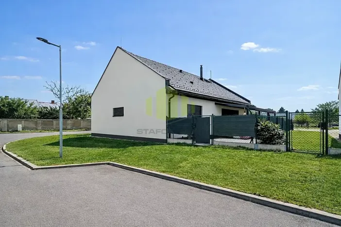 Prodej rodinného domu, Ústín, 128 m2