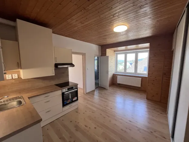 Pronájem bytu 2+kk, Frýdek-Místek - Frýdek, Jiráskova, 52 m2